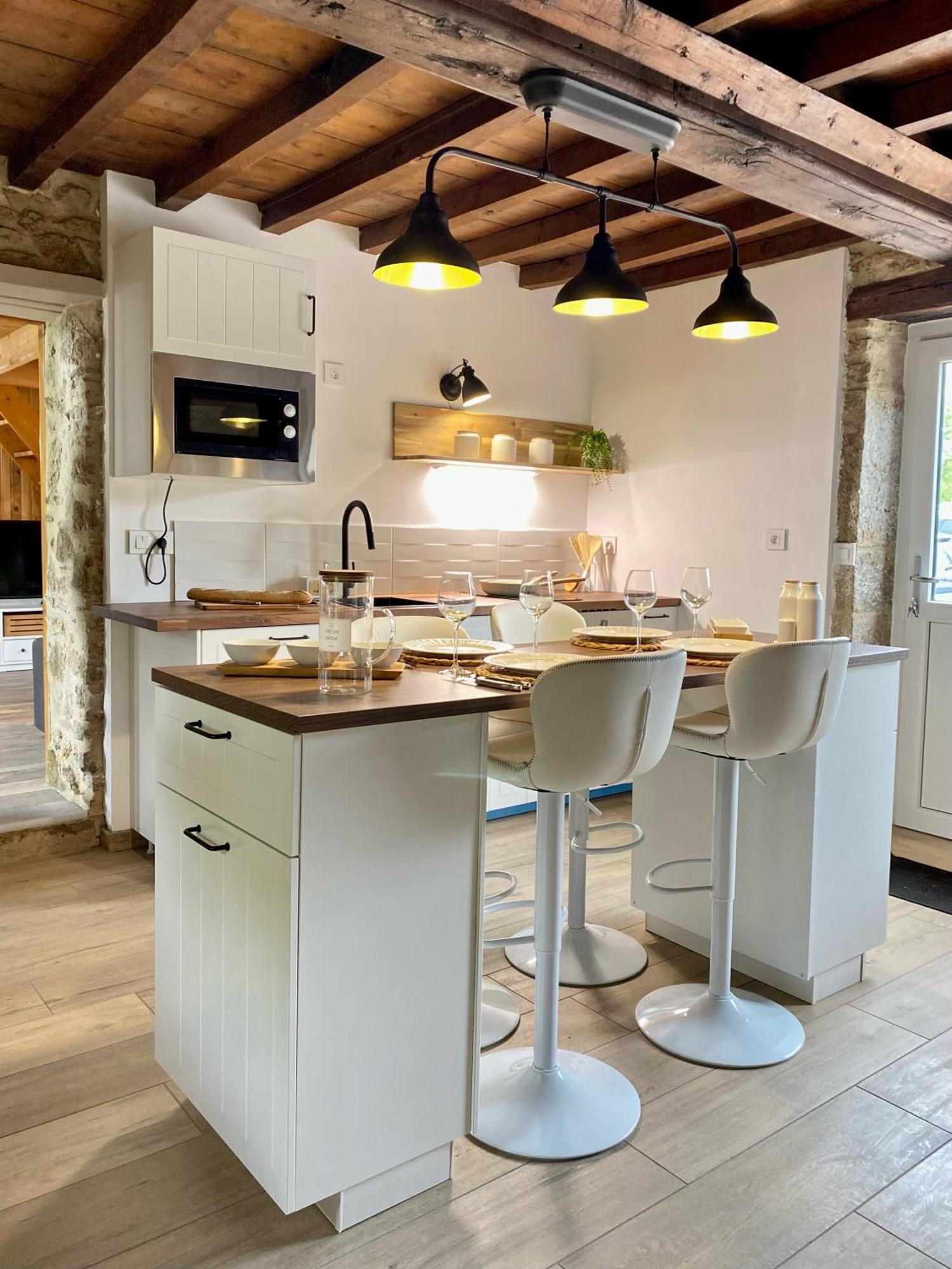 Aux Petites Portes Du Morvan Montlay-en-Auxois 外观 照片